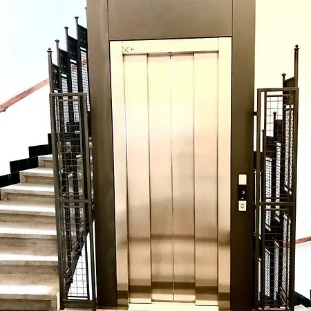 Apartment Gold Art